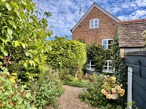 Gardens- click for photo gallery